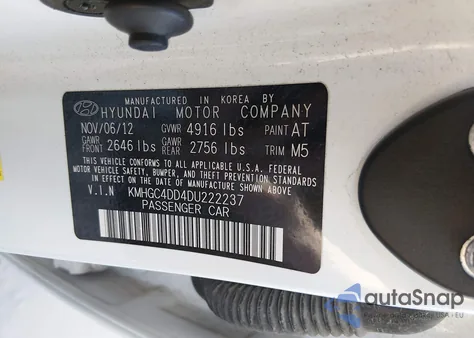 2013 Hyundai Genesis 3.8 z USA, uszkodzony, nr VIN KMHGC4DD4DU222237